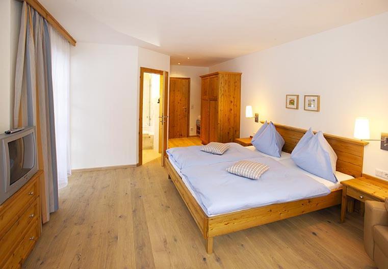Landhaus Zum Steinbock Hotel Maria Alm am Steinernen Meer Kültér fotó